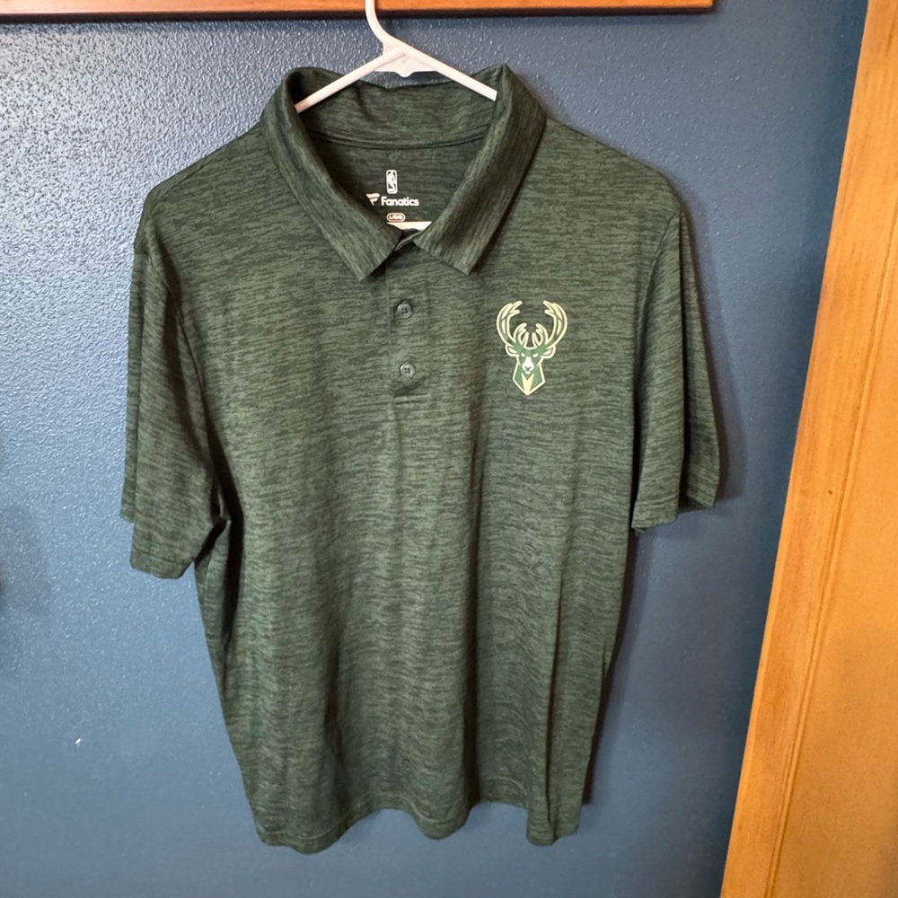 NBA Bucks Dark Green Polo Shirt with Logo Men’s Large